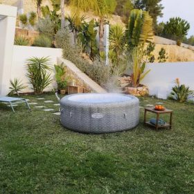 Lay-Z-Spa Bali Airjet masszázsmedence 196 x 71 cm 2025