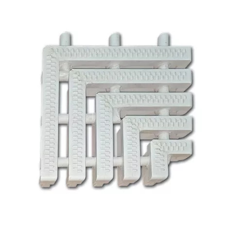 Műanyag vályú rács sarok 250 mm